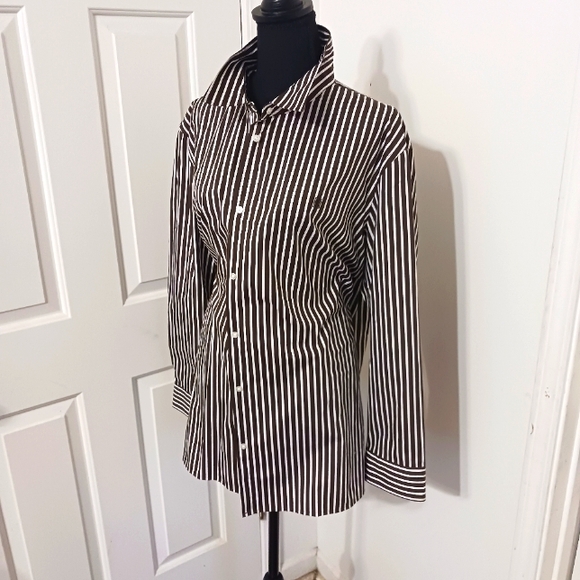 CHAPS button down shirt - Picture 9 of 11